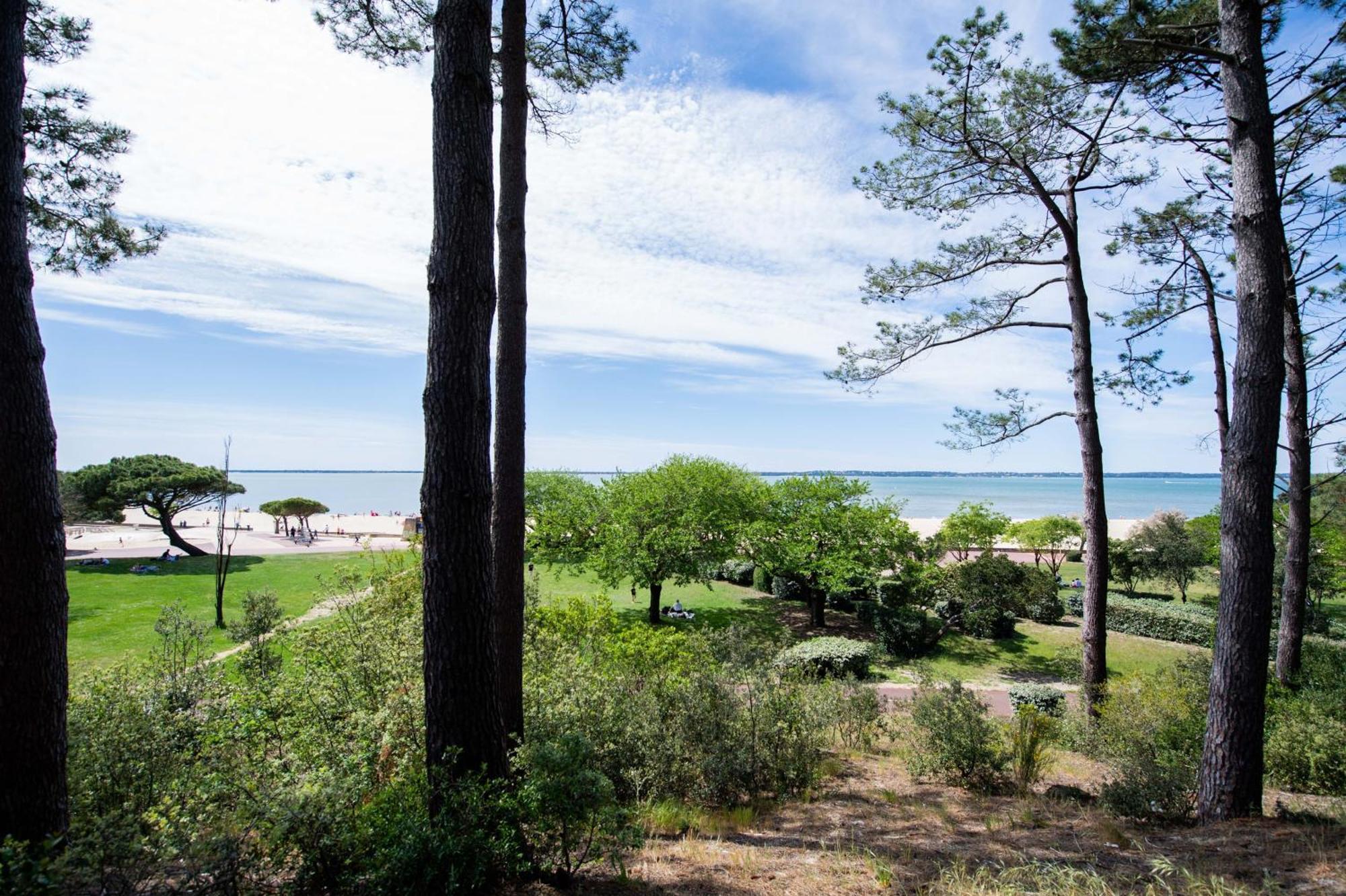 Villa Spacieuse A Arcachon, Proche Plages, Jardin Luaran gambar