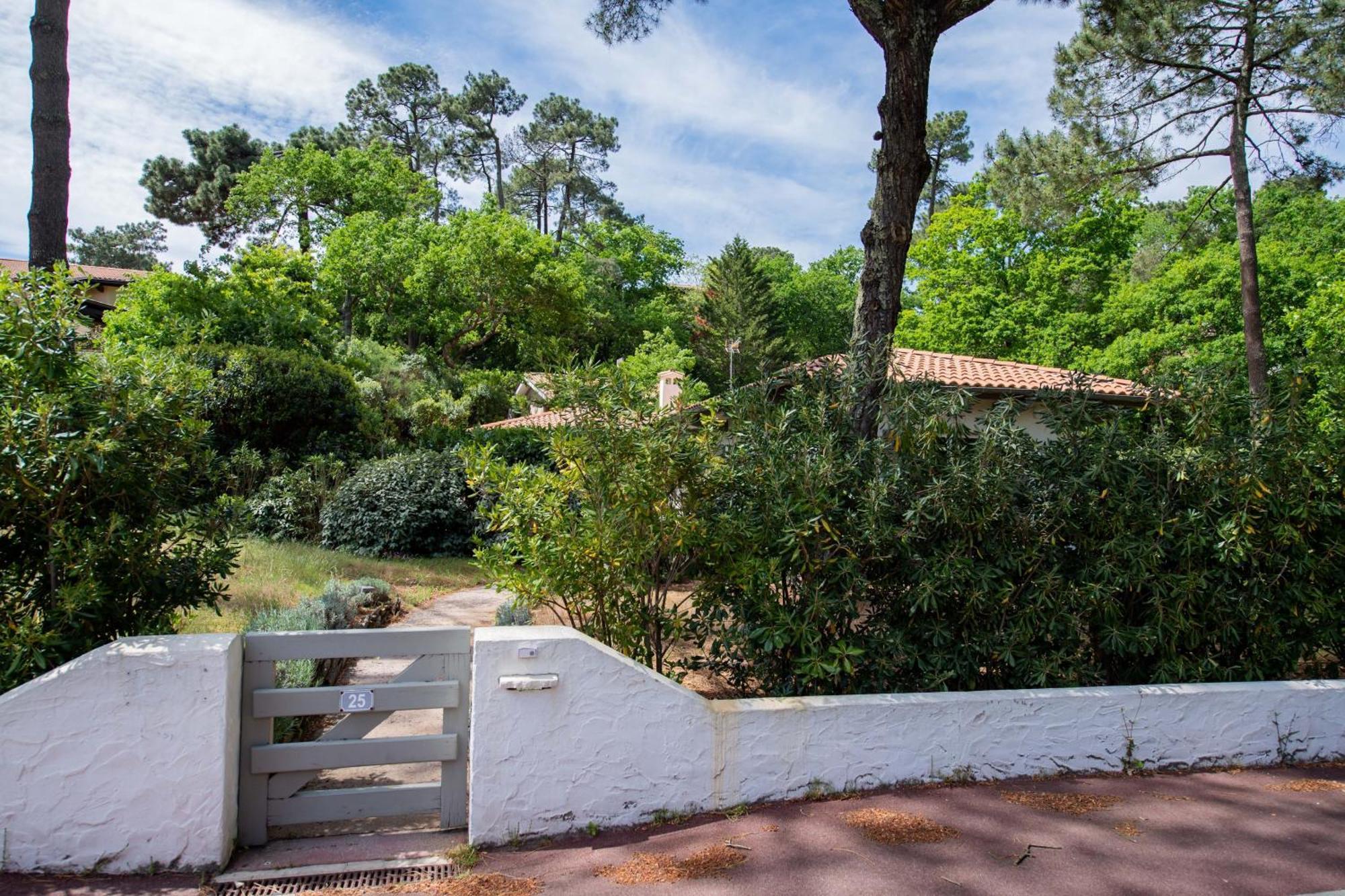Villa Spacieuse A Arcachon, Proche Plages, Jardin Luaran gambar